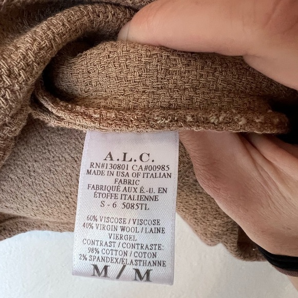 ALC Tan Sleeveless Textured Woven Crepe Top Open Sides Medium - Picture 4 of 5